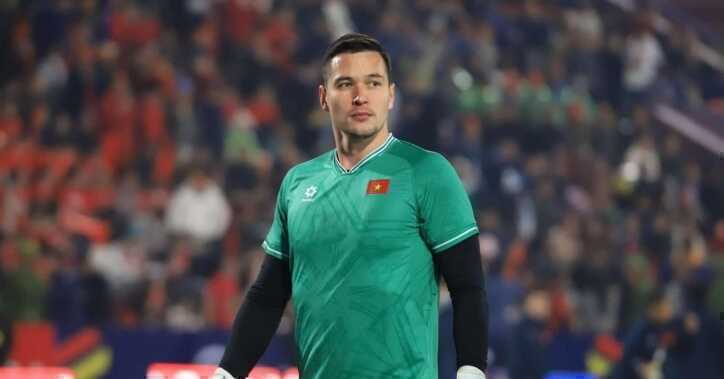 Thủ môn Việt kiều Filip Nguyễn tiếp tục lỡ hẹn với ĐT Việt Nam