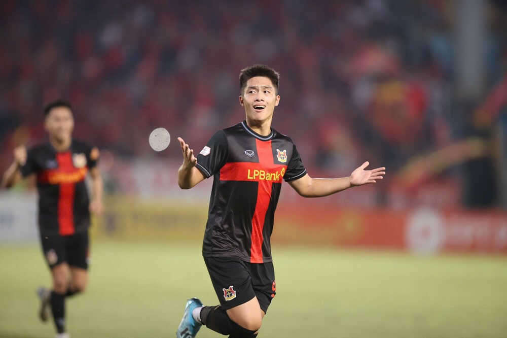 ha noi vs ninh binh 1.jpg