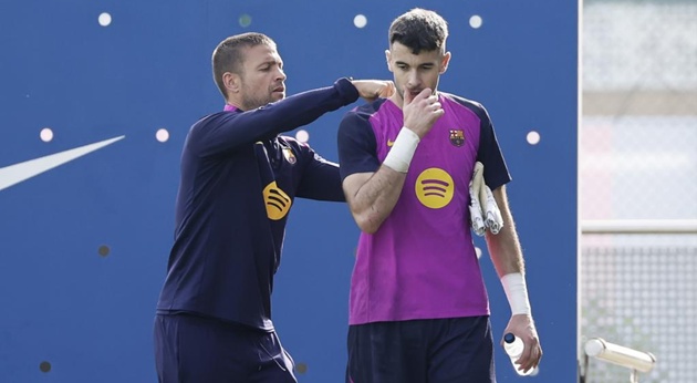 Joan Garcia trở lại, Barcelona đón tin vui