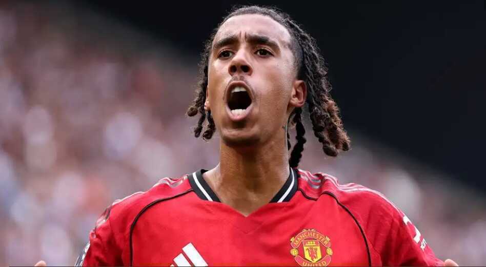 Leny Yoro ủng hộ Amorim thẳng tay loại bỏ `nhân tố xấu` ở Man Utd