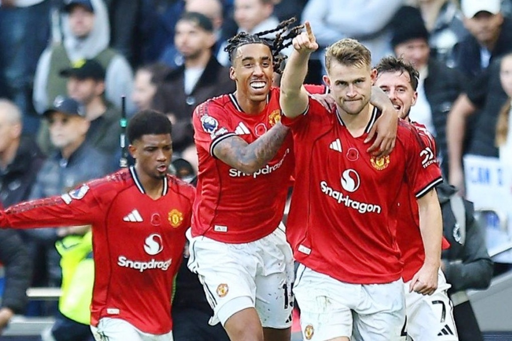 HLV Amorim chỉ ra điều đáng lo của Man Utd khi ~hút chết~ trước Tottenham