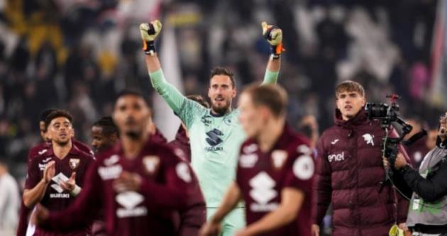 Torino dựng “bức tường đỏ” trước Juventus: Paleari cùng 10 chiến binh kiên cường