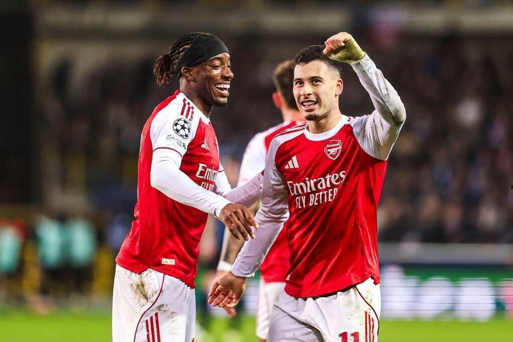 Arsenal nối dài mạch thắng, giữ chắc ngôi đầu Champions League - 2