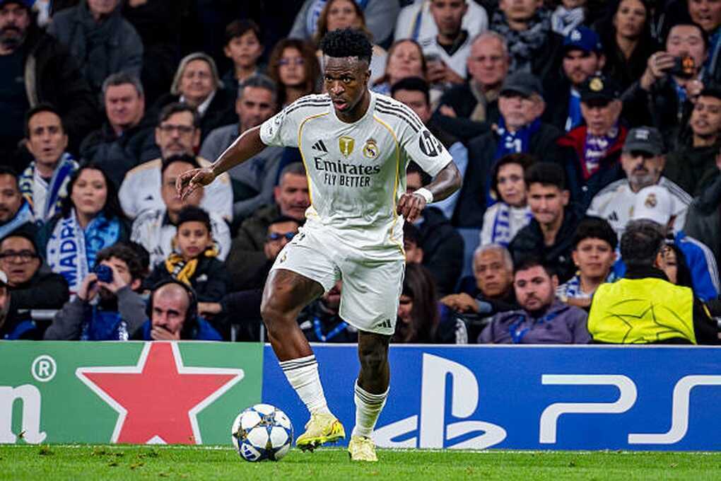 HLV Alonso điềm tĩnh trước áp lực, Pep Guardiola khen ngợi học trò - 2