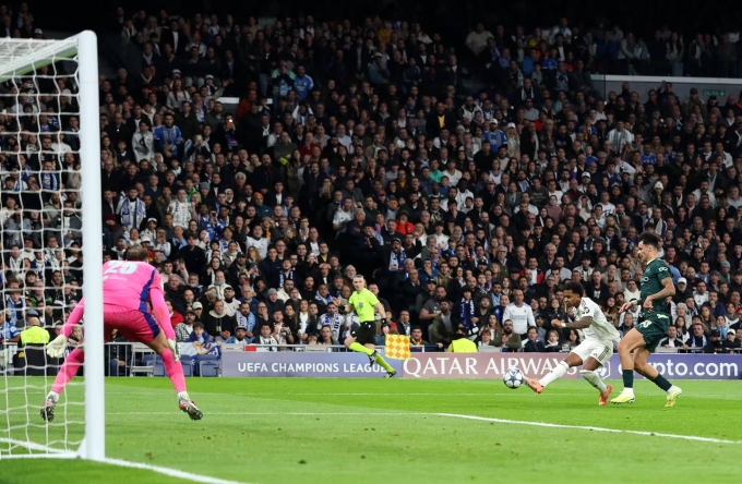 Man City gieo sầu cho Real tại Bernabeu