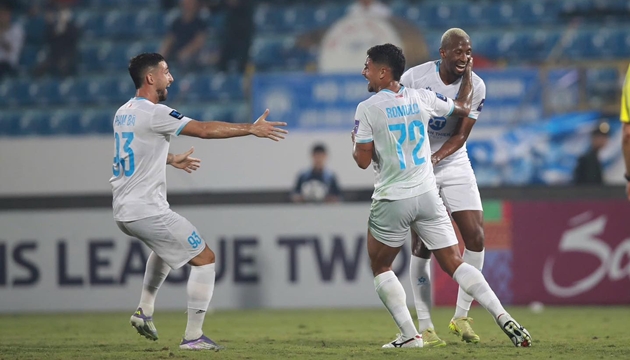 Nam Định hủy diệt Eastern AA 9-0 với màn trình diễn mãn nhãn