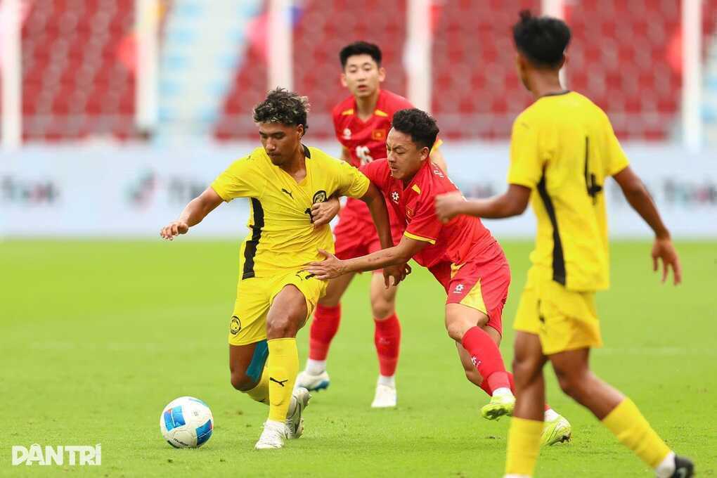 Báo Indonesia: ~U22 Việt Nam giúp U22 Indonesia có cơ hội đi tiếp~