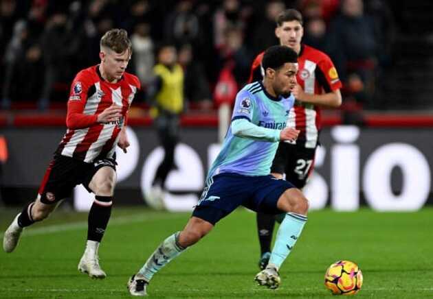 Arteta ấn tượng trước thái độ chuyên nghiệp của Nwaneri