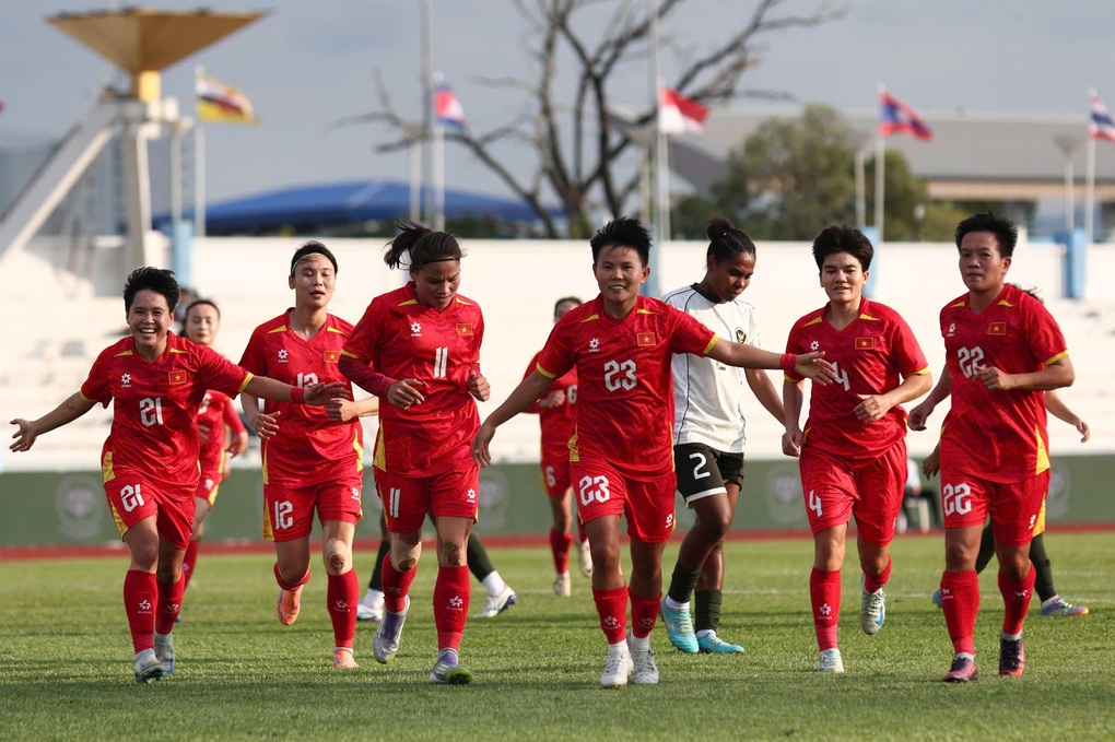 Tuyển nữ Việt Nam đại thắng Indonesia 5-0, vào chung kết SEA Games 33