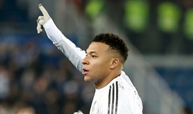 Mbappe c&oacute; năm 2025 b&ugrave;ng nổ.