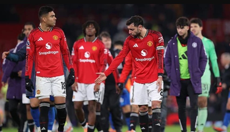 Man United 4-4 Bournemouth: Những lỗ hổng cần vá gấp