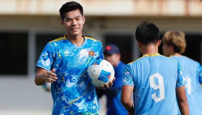 Hiểu Minh đ&atilde; sẵn s&agrave;ng cho cuộc chạm tr&aacute;n U22 Th&aacute;i Lan.