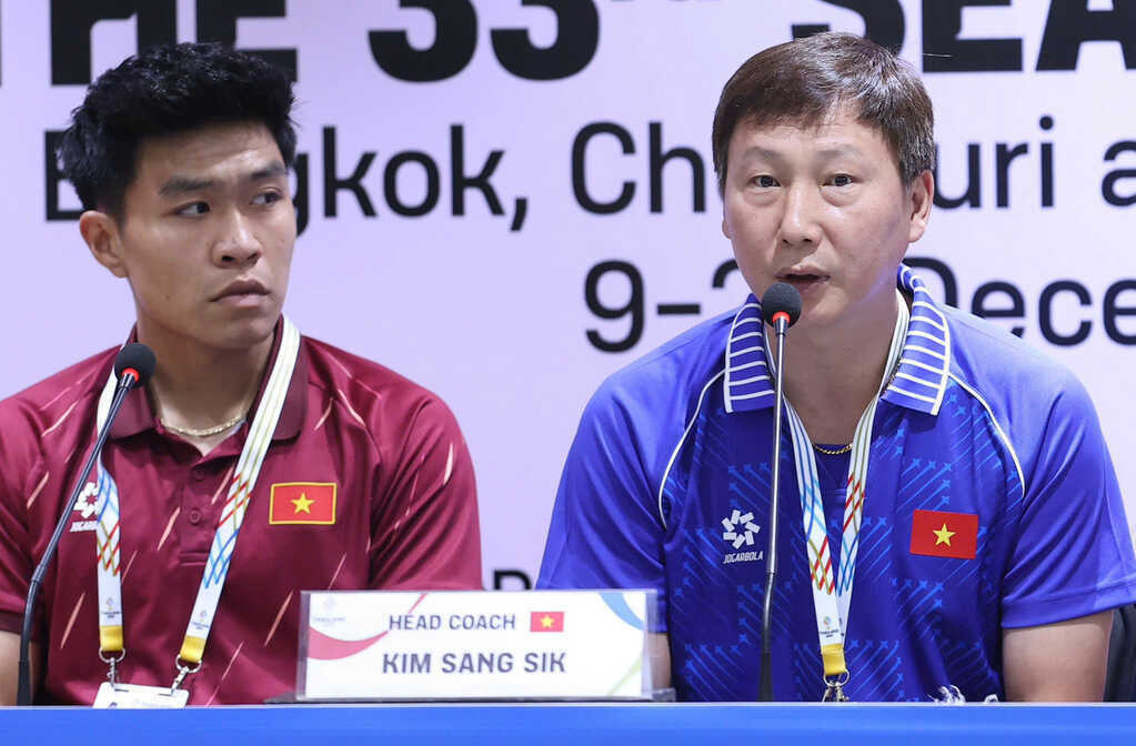 U22 Việt Nam đấu Thái Lan, HLV Kim Sang Sik mong trọng tài công bằng