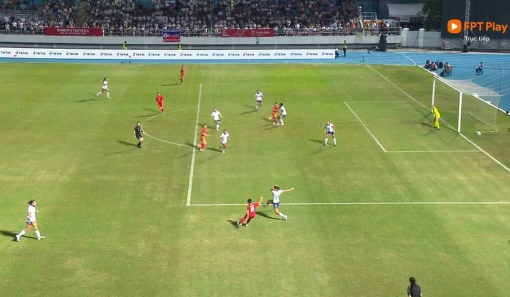 Phản ứng của CĐV Đông Nam Á khi tuyển nữ Việt Nam mất HCV SEA Games