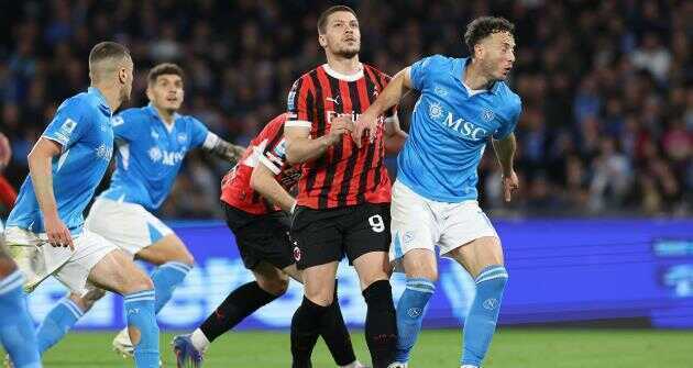 Siêu cúp Ý: Napoli đại chiến Milan, Conte đấu trí Allegri tại Riad