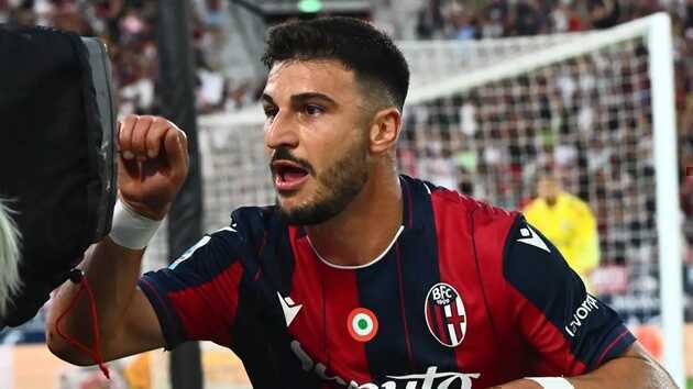 Riccardo Orsolini rất c&oacute; duy&ecirc;n với m&agrave;nh lưới của Inter