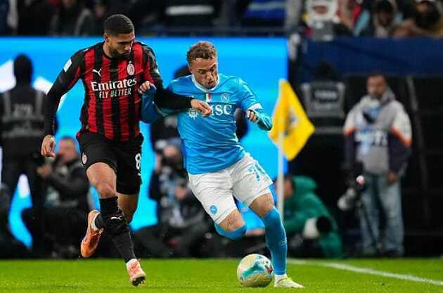 Napoli đ&atilde; c&oacute; mặt trong trận chung kết.