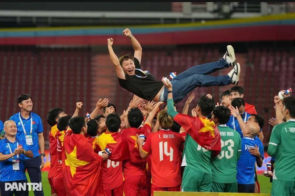 ~Thất bại trước U22 Việt Nam cho thấy bóng đá Thái Lan đang ảo tưởng~