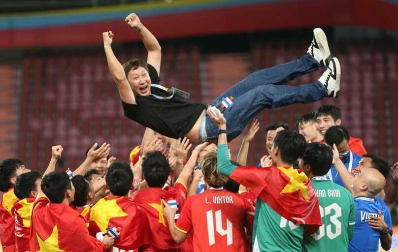 U22 Việt Nam vô địch SEA Games 33, Kim Sang-sik lập đế chế
