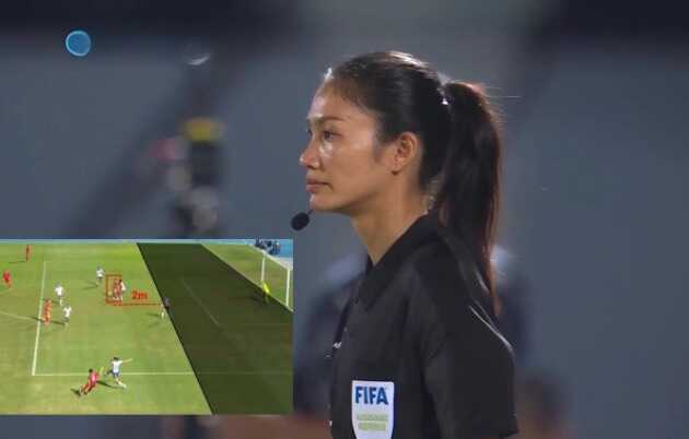 Báo châu Âu chỉ trích trọng tài trận nữ Việt Nam tại SEA Games 33