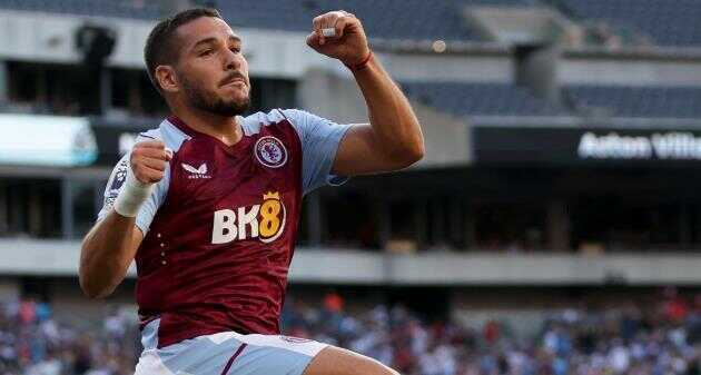 Buendia thăng hoa c&ugrave;ng Villa.