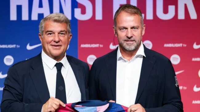 Hansi Flick tiết lộ tương lai tại Barcelona, ca ngợi sự tin tưởng của Laporta