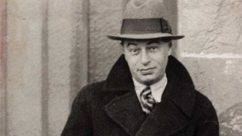 Arpad Weisz l&agrave; nh&agrave; cầm qu&acirc;n xuất ch&uacute;ng trong lịch sử CLB Bologna.