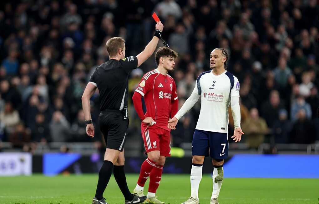 Liverpool hạ Tottenham trong trận cầu hai thẻ đỏ - 2