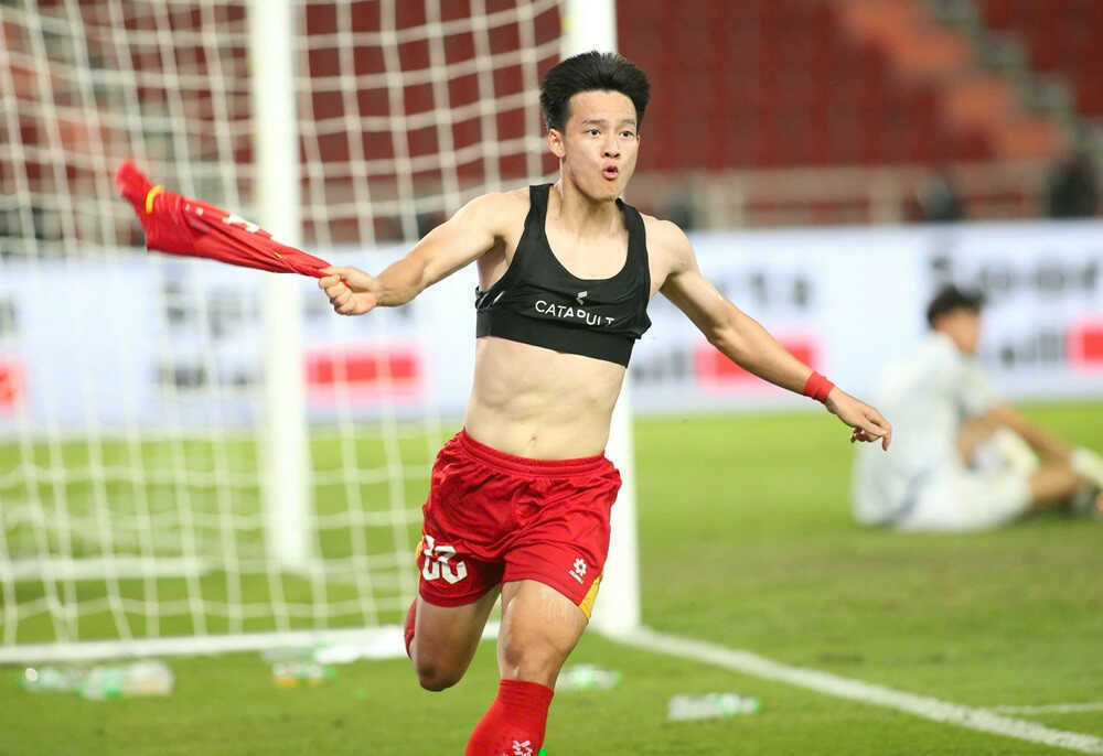 U22 Viet Nam vs U22 Tha Lan 1.jpg