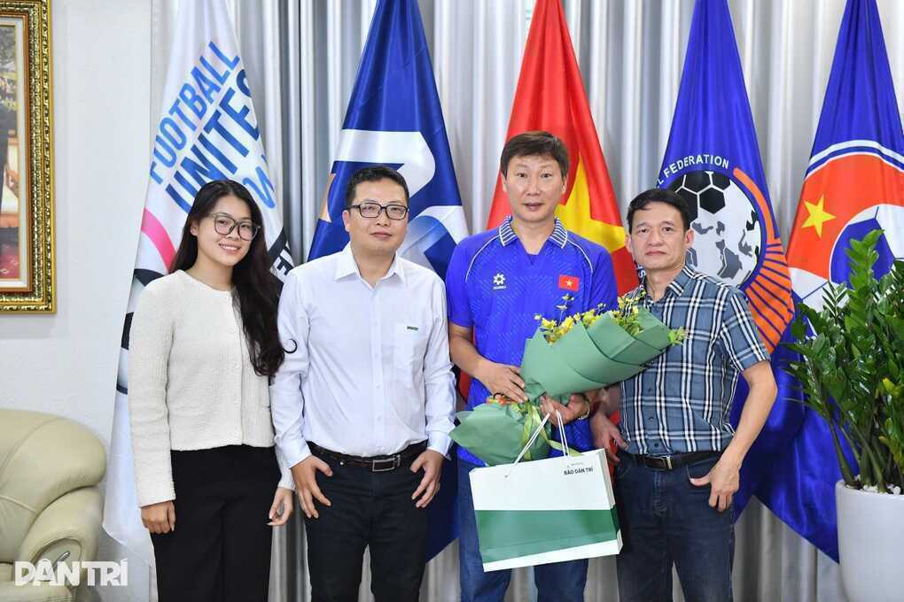 HLV Kim Sang Sik: ~U23 Việt Nam sẽ tiến sâu ở giải châu Á~