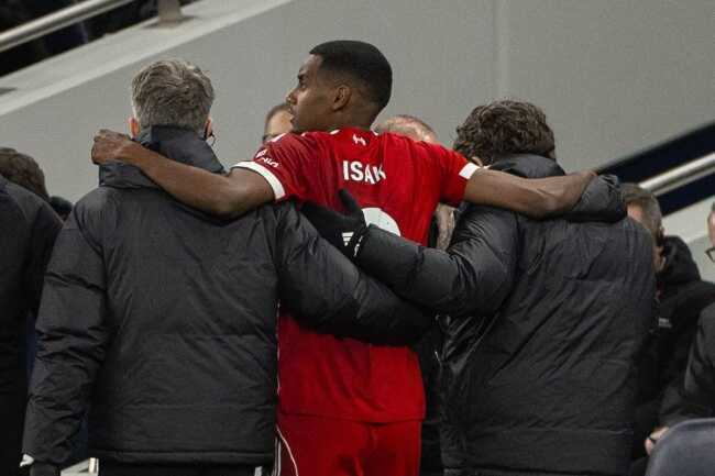 Tin bóng đá - Liverpool đối mặt khủng hoảng hàng công: Cơ hội lớn cho Chiesa sau chấn thương của Isak