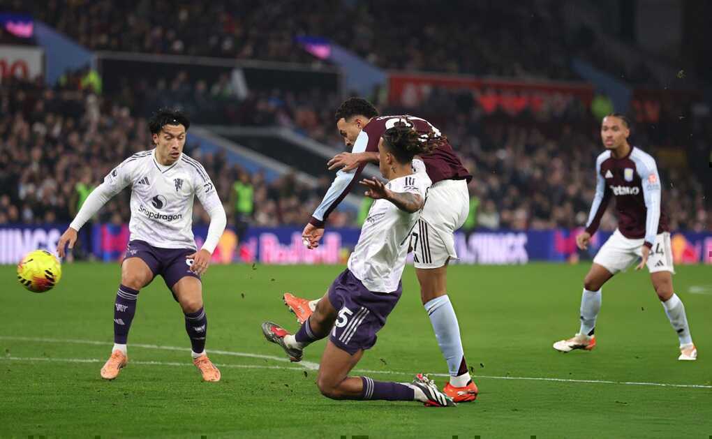 Man Utd gục ngã trước Aston Villa bởi siêu phẩm của Morgan Rogers - 2