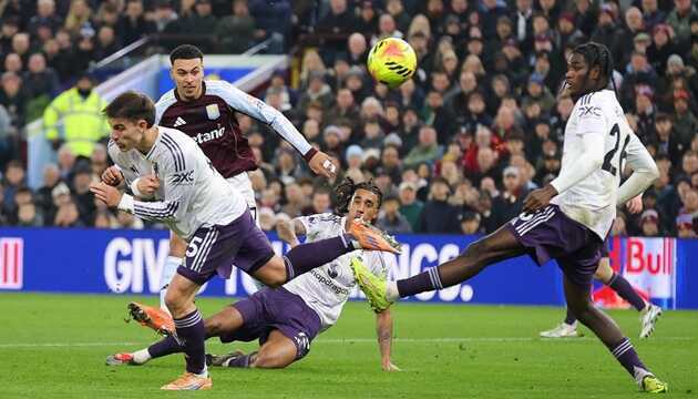 Morgan Rogers lập cú đúp, Aston Villa thắng 10 trận liên tiếp