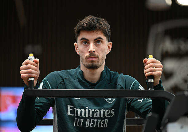 Arsenal và cuộc đua tam mã trên hàng công: Ai sẽ là người được chọn?