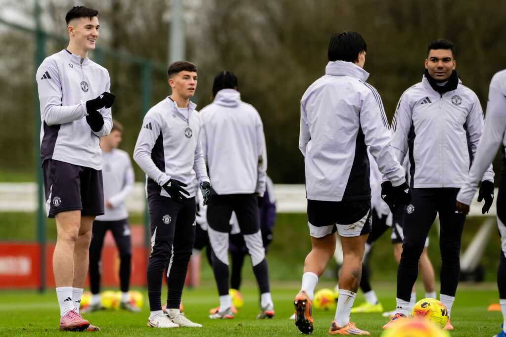 Cậu b&eacute; sinh năm 2007 tận