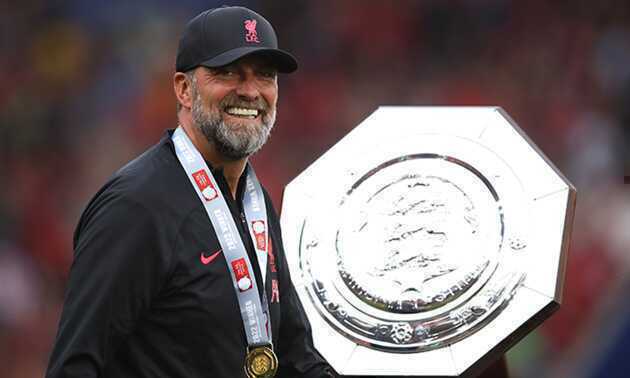 HLV Klopp gi&agrave;nh Communty Shield đầu ti&ecirc;n v&agrave; duy nhất năm 2022 khi dẫn dắt Liverpool.