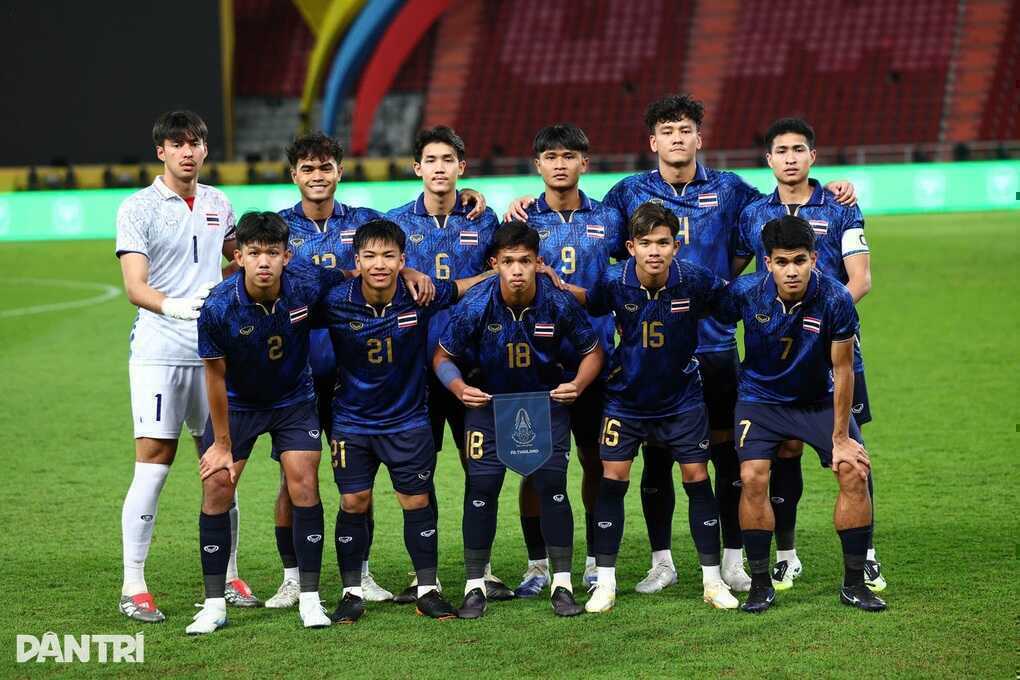 Báo Thái Lan nêu sự trái ngược của đội nhà và U23 Việt Nam - 2