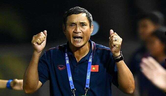 HLV Mai Đức Chung tiếp tục được tin tưởng.