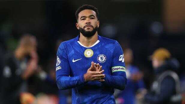 Đẳng cấp của James l&agrave; kh&ocirc;ng phải b&agrave;n c&atilde;i.