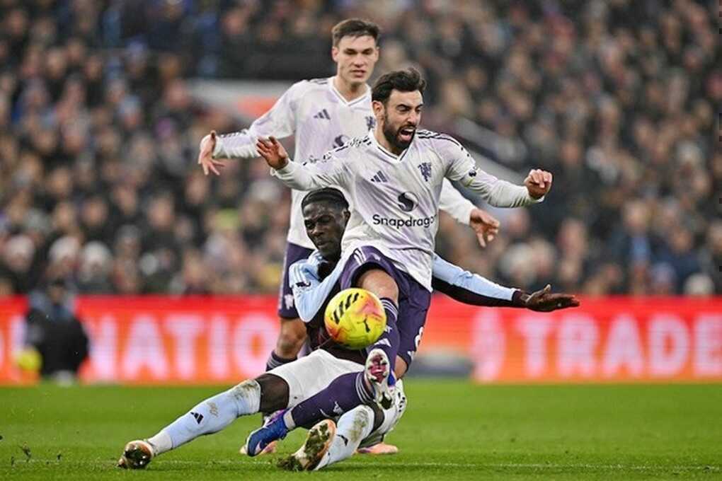 Man Utd khủng hoảng nghiêm trọng, HLV Amorim đau đầu vì Bruno Fernandes