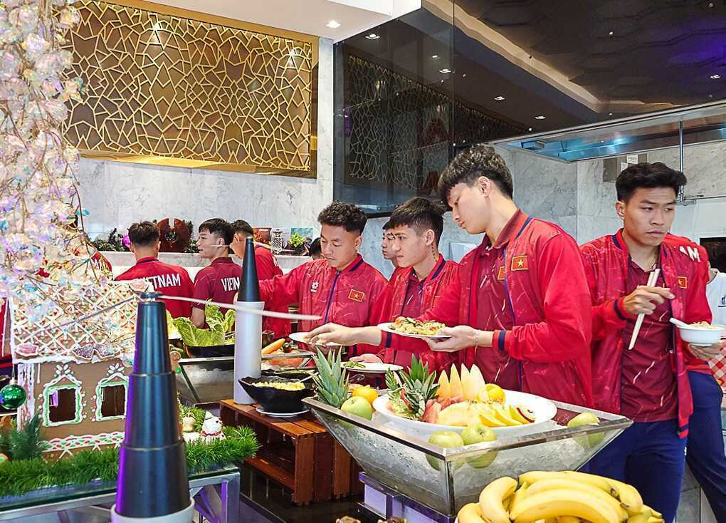 U23 Việt Nam đặt chân tới Qatar, sẵn sàng tạo kỳ tích ở giải châu Á - 2