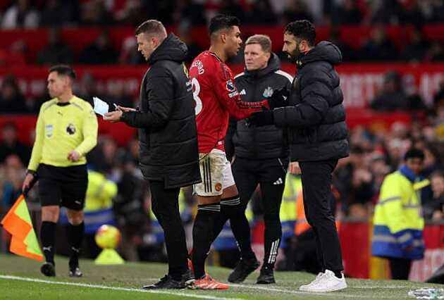 Amorim nói thẳng lý do thay Casemiro ở trận thắng Newcastle