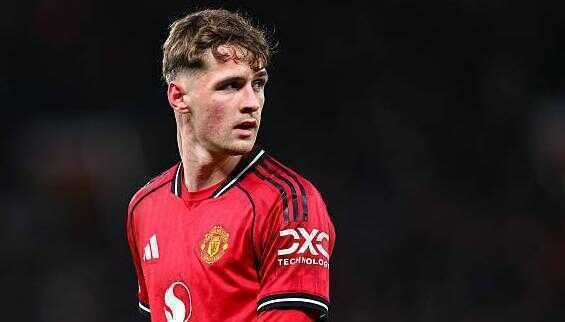 Jack Fletcher (6.0): Đ&oacute; l&agrave; một thời điểm kh&oacute; khăn đối với anh ấy khi bước v&agrave;o trận đấu, v&agrave; Newcastle đ&atilde; dần bắt nhịp được khi anh ấy v&agrave;o thay Mount, điều n&agrave;y cũng dễ hiểu v&igrave; anh ấy c&ograve;n trẻ v&agrave; thiếu kinh nghiệm.