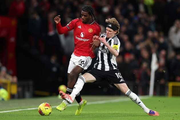 Hạ gục Newcastle, người hùng Ayden Heaven mơ về ngôi vương Ngoại hạng Anh