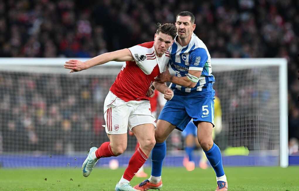 Arsenal hạ Brighton, trở lại ngôi đầu Ngoại hạng Anh - 2