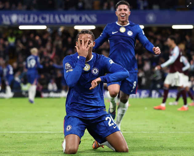 Chelsea 1-2 Aston Villa: Ollie Watkins rực sáng lập cú đúp