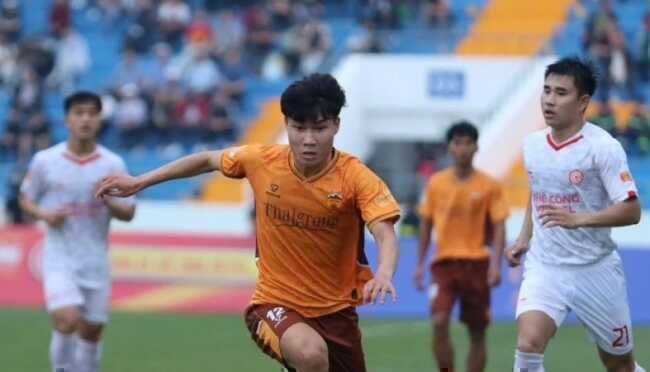 HAGL v&ocirc; địch giải Tứ h&ugrave;ng.