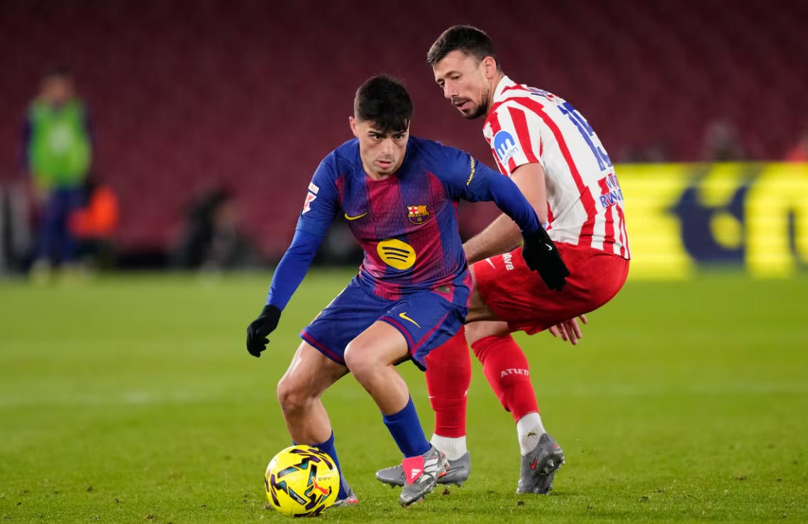 Pedri tái xuất siêu hạng giúp Barca hạ gục Atletico
