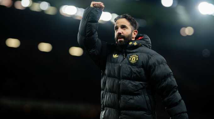 Amorim: `Tôi sẽ không trụ nổi ở Man Utd nếu sớm thay đổi chiến thuật`