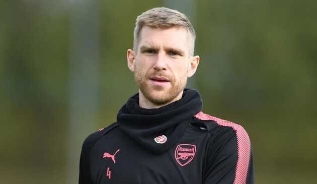 Mertesacker tạo n&ecirc;n văn h&oacute;a mới cho học viện Arsenal
